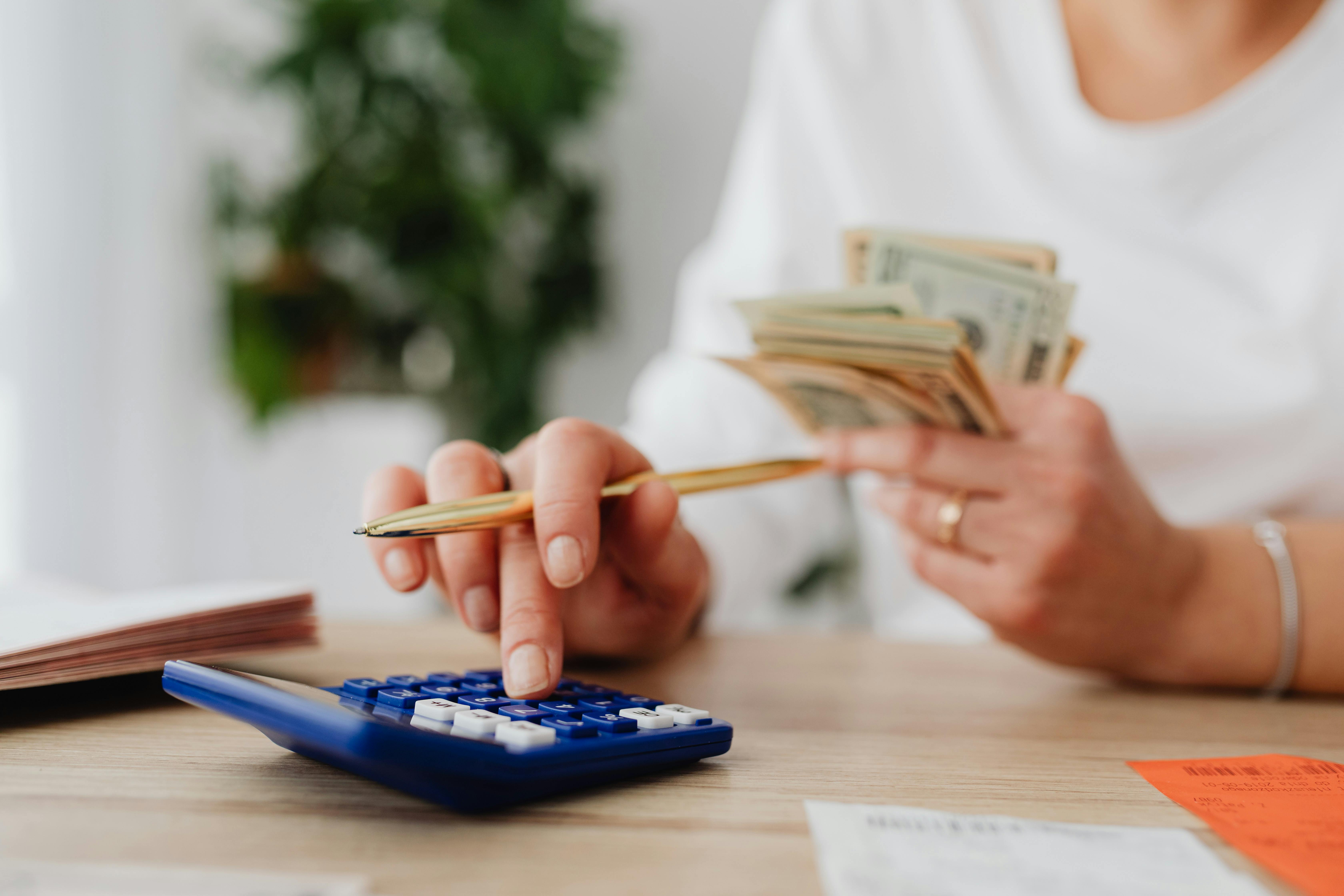 Introduction to Financial Calculators: Tools to Simplify Your Finances